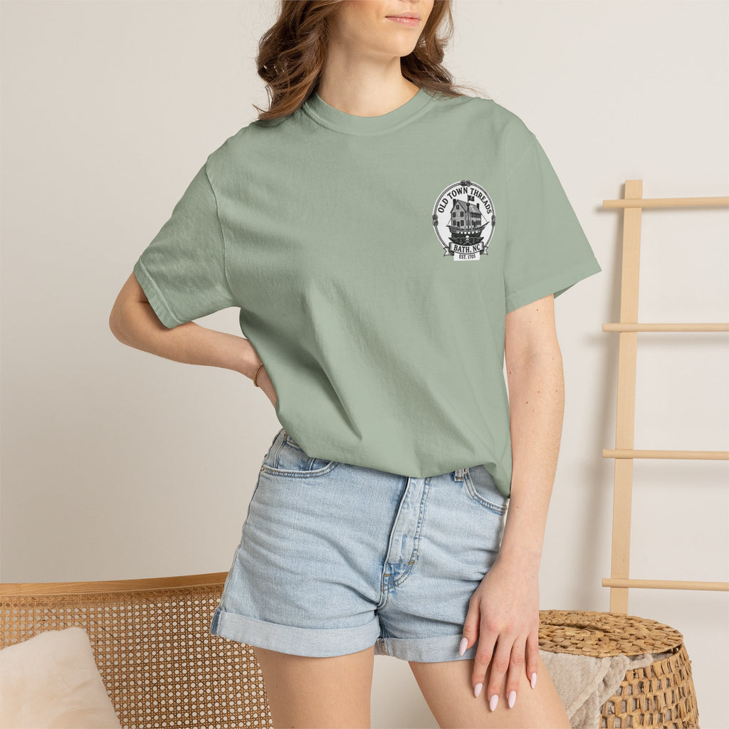 Bath, NC Waterfront Kayak & Sail Graphic T-Shirt