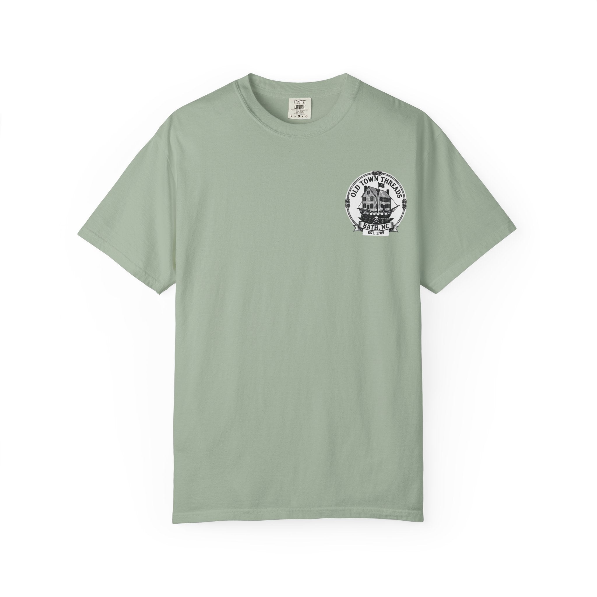 Bath, NC Waterfront Kayak & Sail Graphic T-Shirt
